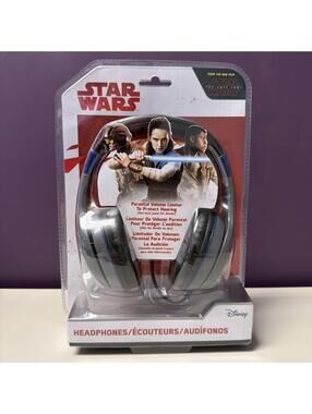 STAR WARS The Last Jedi HEADPHONES Millennium Falcon Disney Volume Limiter Feat